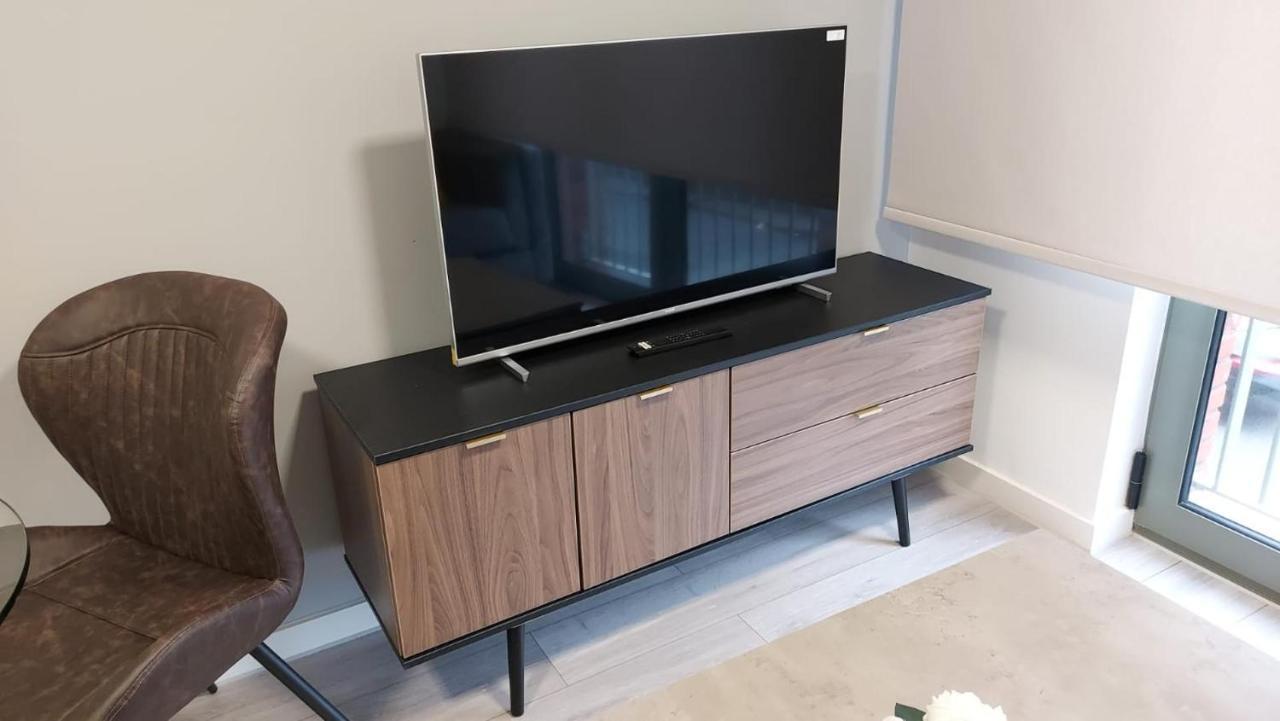 Charming 1-Bed Villa In Liverpool Luaran gambar